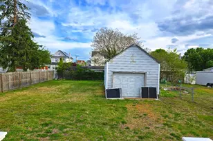 452 W Broad St, Greenwich Township, NJ 08027 - Photo 7