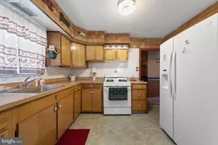 137 Locust Ave, Westville, NJ 08093 - Photo 17