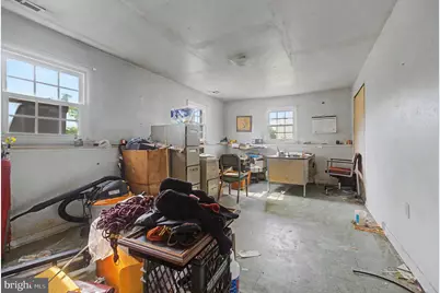 275 Essex Avenue, West Deptford Township, NJ 08086 - Photo 13