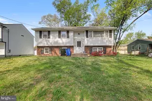 275 Essex Ave, West Deptford Township, NJ 08086 - Photo 1
