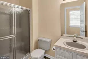 301 Platinum Ct, Glassboro, NJ 08028 - Photo 27