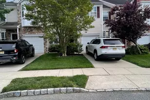 196 Chancellor Dr, Woodbury, NJ 08096 - Photo 1