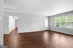 127 Devonshire Ct, Sewell, NJ 08080 - Photo 3