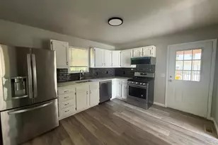 86 Woodland Ave, Franklin Township, NJ 08322 - Photo 9