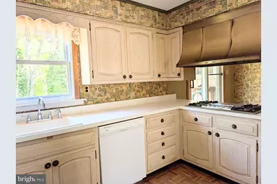 409 Whitman Drive, Blackwood, NJ 08012 - Photo 11