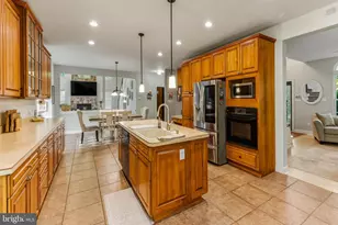 1036 Herbert Blvd, Monroe Township, NJ 08094 - Photo 9