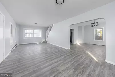 11 W Washington Street, Paulsboro, NJ 08066 - Photo 3