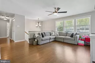 215 Wedgewood, Blackwood, NJ 08012 - Photo 3