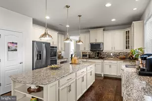 412 Gardenia Dr, Harrison Township, NJ 08062 - Photo 23