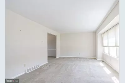 351 Croce Avenue, Greenwich Township, NJ 08027 - Photo 3