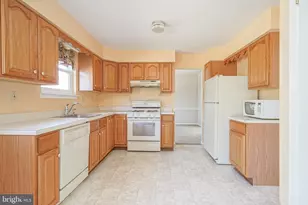 351 Croce Ave, Greenwich Township, NJ 08027 - Photo 9