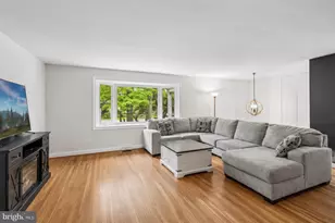 150 Nelson Dr, Monroe Township, NJ 08094 - Photo 9