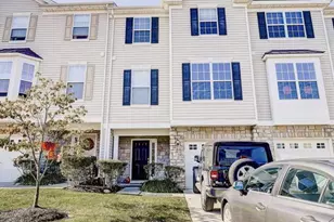 121 Acorn Dr, East Greenwich Township, NJ 08061 - Photo 1