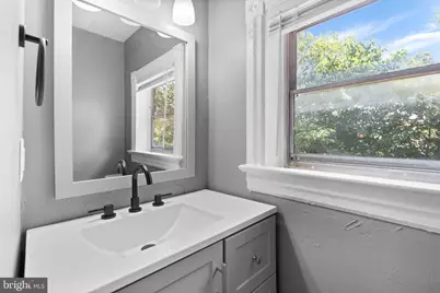 26 E Adams Street, Paulsboro, NJ 08066 - Photo 23
