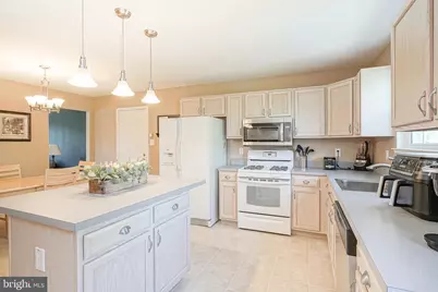 8 Stanger Court, Clayton, NJ 08312 - Photo 5