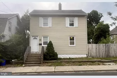 42 W Centre Street, Woodbury, NJ 08096 - Photo 1