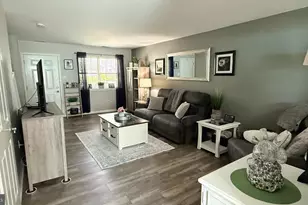 802 Darrett Ct, Sewell, NJ 08080 - Photo 3
