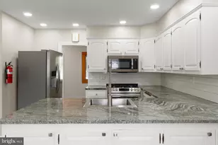 907 Preston Ct, Blackwood, NJ 08012 - Photo 9