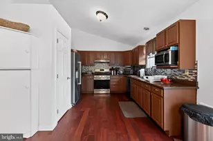 6 Tulip Ct, Woodbury, NJ 08096 - Photo 5