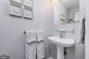 101 Holly Dr, Swedesboro, NJ 08085 - Photo 13