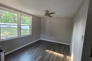 303 Sherwood Dr, Monroe Township, NJ 08094 - Photo 5