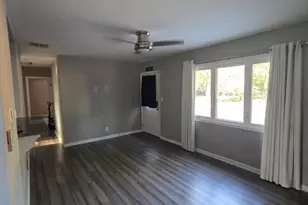 303 Sherwood Dr, Monroe Township, NJ 08094 - Photo 3