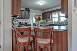2080 Burlington Cir, Monroe Township, NJ 08094 - Photo 19