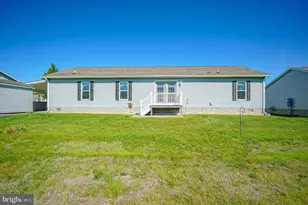 2080 Burlington Cir, Monroe Township, NJ 08094 - Photo 7
