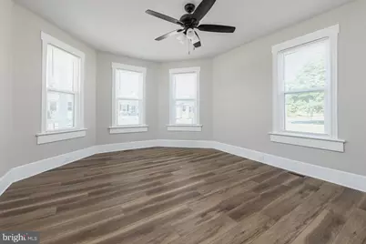 372 W Broad Street, Greenwich Township, NJ 08027 - Photo 7