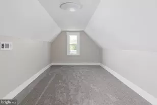 372 W Broad St, Greenwich Township, NJ 08027 - Photo 17