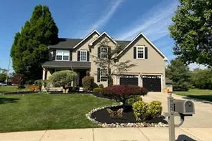 628 Stockton Dr, Monroe Township, NJ 08094 - Photo 1