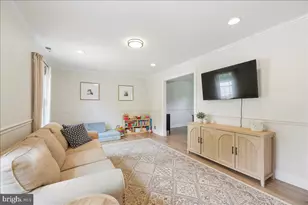 109 Mimosa Dr, Sewell, NJ 08080 - Photo 5