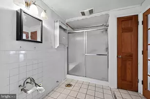 919 Grenville Dr, Blackwood, NJ 08012 - Photo 11