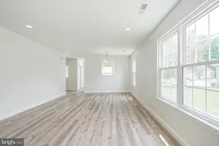 27 Lakebridge Dr, Deptford, NJ 08096 - Photo 13
