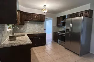 27 Hyannis Ave, Blackwood, NJ 08012 - Photo 9