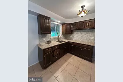 27 Hyannis Avenue, Blackwood, NJ 08012 - Photo 7