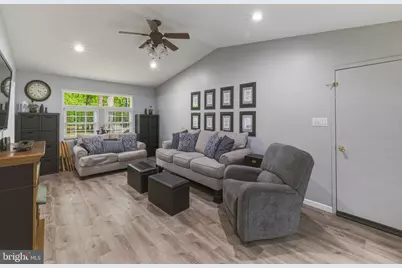 8 Mauriello Court, Franklin Township, NJ 08322 - Photo 9