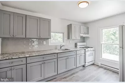 128 W Broad Street #UNIT 2, Paulsboro, NJ 08066 - Photo 3