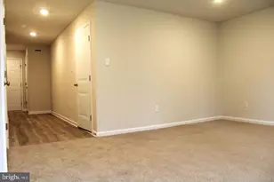 102 Jonagold Dr, Glassboro, NJ 08028 - Photo 5