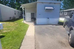 225 Maryland Ave, Monroe Township, NJ 08094 - Photo 1