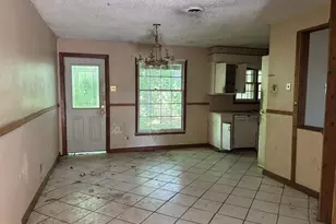 725 Central Ave, Franklin Township, NJ 08322 - Photo 3
