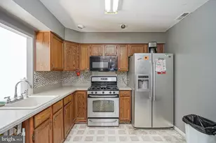 36 Shady Brooke Ln, Swedesboro, NJ 08085 - Photo 5