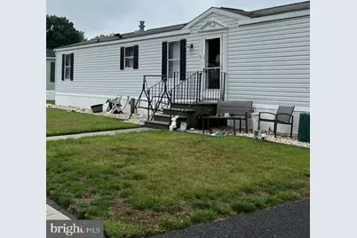 405 Peacock Street, Paulsboro, NJ 08066 - Photo 1