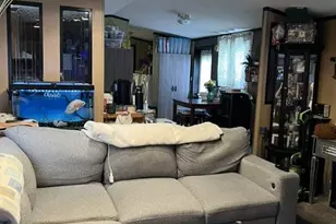 405 Peacock St, Paulsboro, NJ 08066 - Photo 5