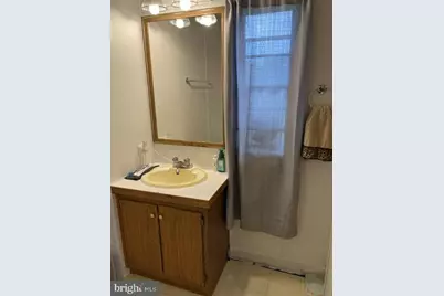405 Peacock Street, Paulsboro, NJ 08066 - Photo 11