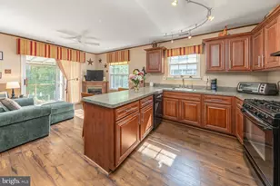 333 Trinidad Blvd, Monroe Township, NJ 08094 - Photo 7