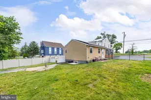 242 N Main St, Harrison Township, NJ 08062 - Photo 21