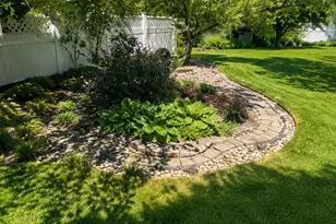312 Bon Air Dr, Monroe Township, NJ 08094 - Photo 7