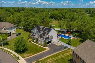 312 Bon Air Dr, Monroe Township, NJ 08094 - Photo 3