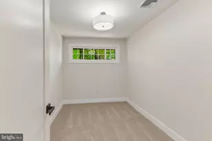 1025 Monmouth Rd, Woodbury, NJ 08096 - Photo 9